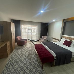 Comfort Suite Hotel Van